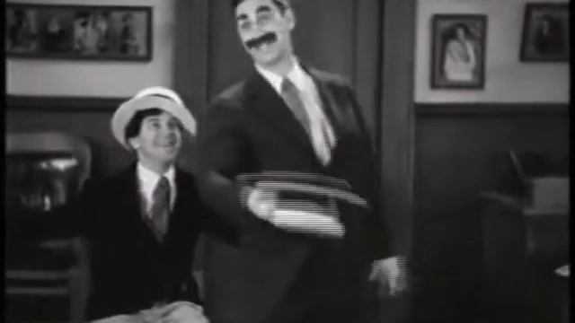 Marx Brothers - Monkey Business Promo 1931 - Theatrical Agency Sketch смотреть онлайн