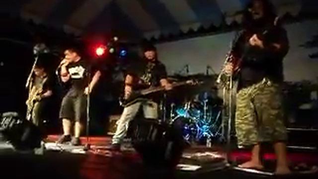 EVERYTHING ZEN PERFORMING "THE IMPRESSION THAT I GET" BY THE MIGHTY MIGHTY BOSSTONES смотреть онлайн