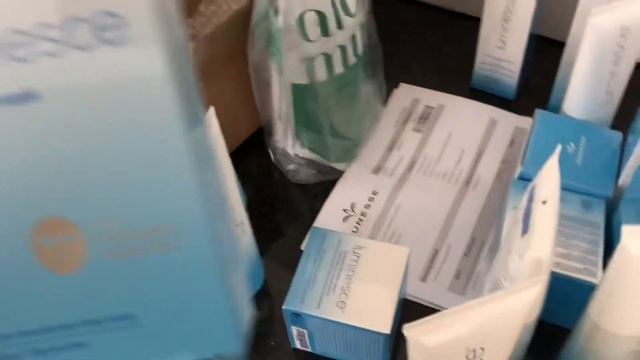 Распаковка! Пакет продуктов от JeunesseGlobal! смотреть онлайн