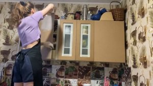 ПОКРАСИЛА КУХНЮ ЗА 2000₽ | БЮДЖЕТНОЕ ПРЕОБРАЖЕНИЕ КУХОННОГО ГАРНИТУРА