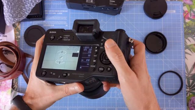 Sigma SD Quattro unboxing // JD inbox September смотреть онлайн