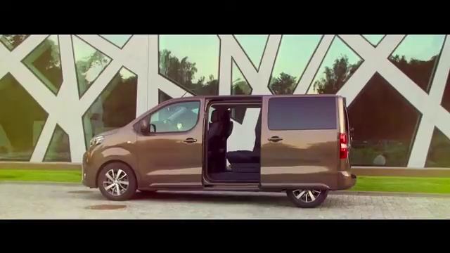 Uus Toyota PROACE VERSO смотреть онлайн