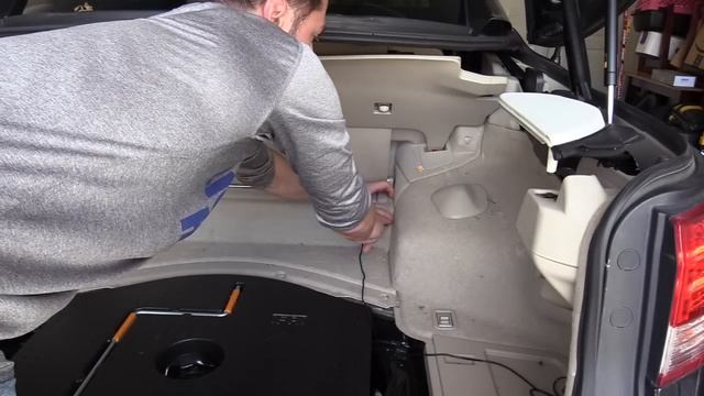 HOW TO INSTALL AND WIRE BACKUP CAMERA / DASH CAM DVR SYSTEM смотреть онлайн