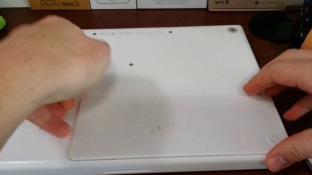 How to replace a MacBook battery (easy) смотреть онлайн