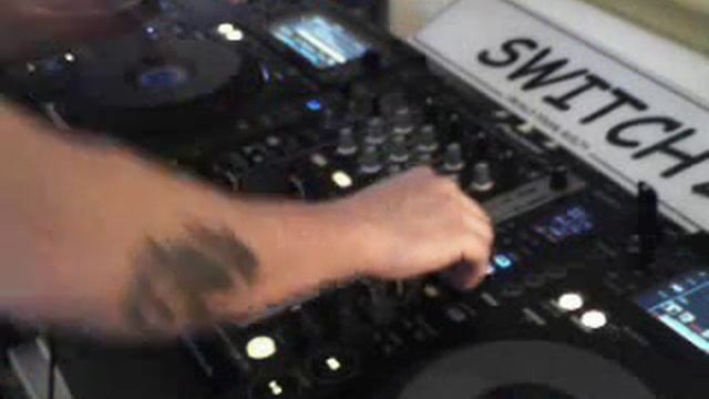 RANDOM CONCET VID SWITCH EFFEXROUND 2 смотреть онлайн