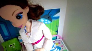 КАК МАМА ПОПАЛА В ОЧЕРЕДЬ К БЕРЕМЕННЫМ?🤔 Катя и Макс веселая семейка! Куклы истории Барби Даринелка