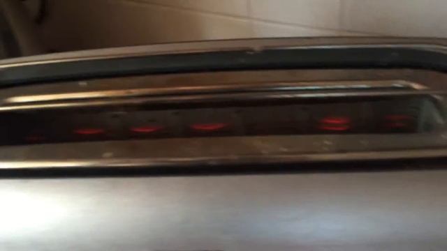Langzeiterfahrung Philips HD 2618/00 Toaster Aluminium Serie смотреть онлайн