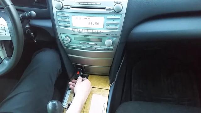 Обзор FM трансмиттера BC06S с USB, Bluetooth, AUX, громкая связь смотреть онлайн