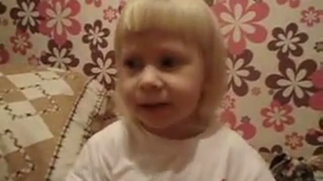 Доча выдает! Стихи на горшке в 1,4 года ! стих "Детство"(вот моя деревня! вот мой дом родной! ...) смотреть онлайн