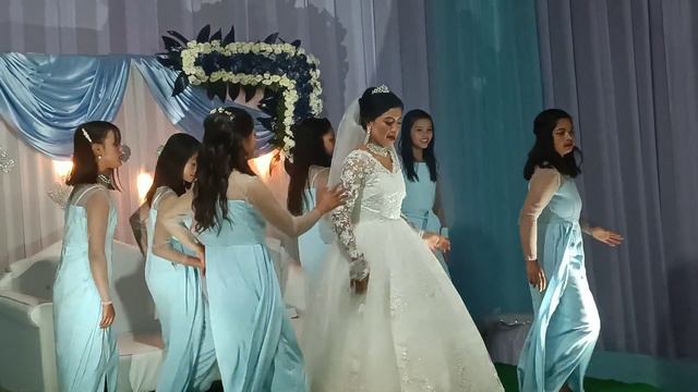 Jing shad . nong ia thoh ha ksehkohlong.. смотреть онлайн