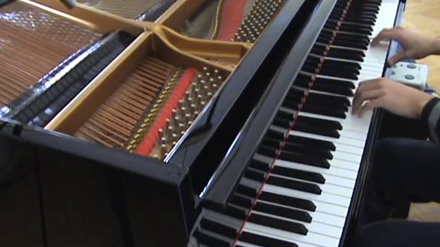 Carly Comando - Everyday On Piano (better Quality)