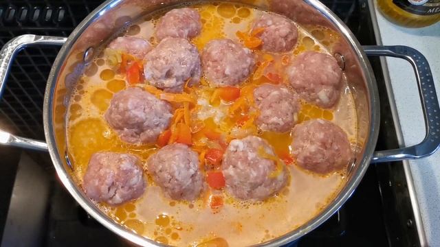 КАК ПРИГОТОВИТЬ ЕЖИКИ. МОИ ЕЖИКИ. МЯСНЫЕ ЕЖИКИ. MEAT MEATBALLS. #ОСТАВАЙСЯДОМА. ЕЖИКИ смотреть онлайн