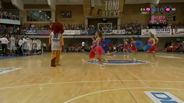 BAILE MUY SEXY DE PORRISTAS - Cheerleaders Dance HD