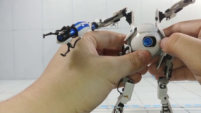 Portal 2 Atlas Figma 342 | A Not So Awesome Review смотреть онлайн