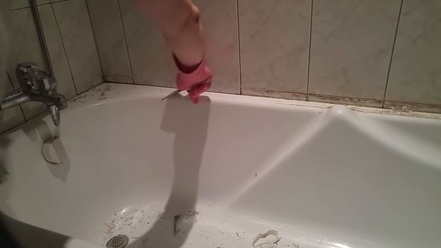 Монтаж своими руками самоклеющейся бордюрной ленты для ванн и раковин. смотреть онлайн