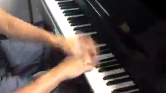 210 bpm on piano Flight of the bumble bee смотреть онлайн