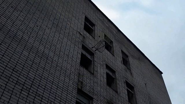 тележка из супермаркета с 5-го этажа