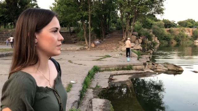 ЮЛЯ ПОКАЗАЛА КРАСИВЫЕ МЕСТА В ДНЕПРЕ смотреть онлайн