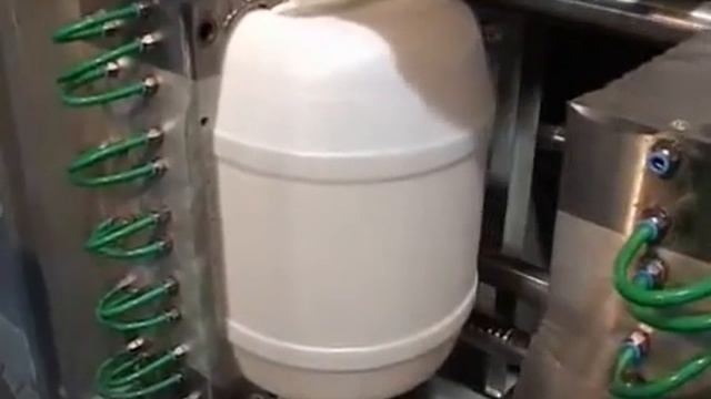 Экструзионно-выдувная установка для производства ёмкостей