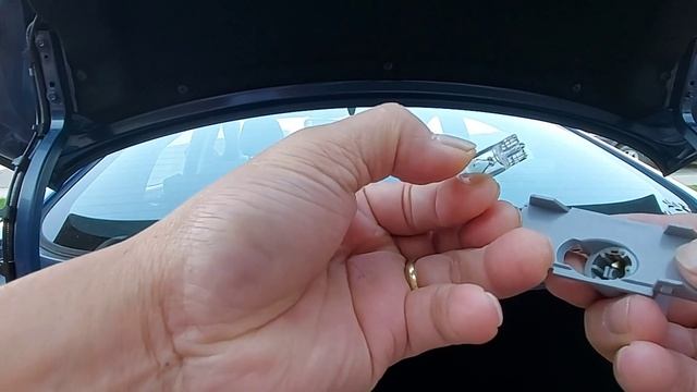 License Plate Bulb Replacement on Hyundai Elantra 2011 - 20119 #easy смотреть онлайн