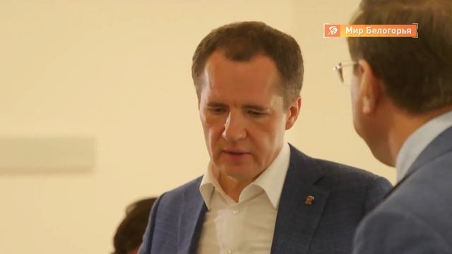 Рабочая поездка Вячеслава Гладкова в Старый Оскол смотреть онлайн