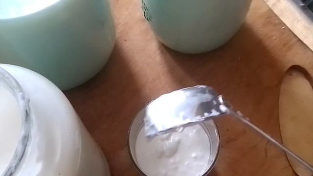 Яблоки лесные!!какая благодать))!!Сливки козьи...вкуснотень!!))и мне все это милей города.,... смотреть онлайн