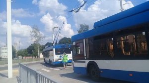 Троллейбус слетел на сходной стрелке. Брестский троллейбус - 13.07.2021.