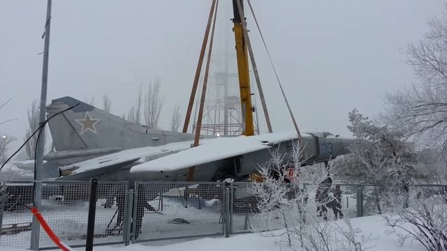 Погрузка самолета Мамаев курган смотреть онлайн