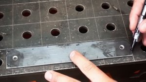 Что можно сделать из старых костылей от железной дороги.