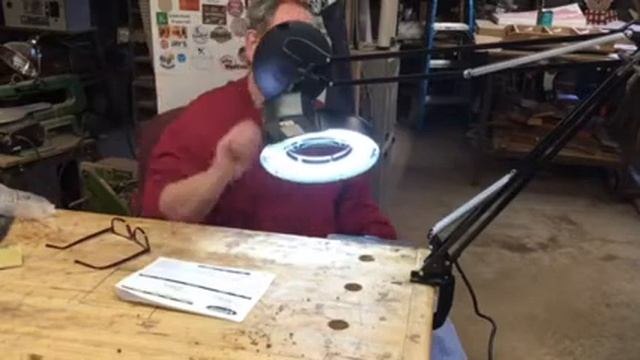 Unboxing a 5” Hobby magnifying light for the scroll saw смотреть онлайн