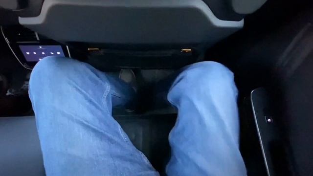 Back Seat Driver, Rivian R1T test drive. Fully Electric Truck смотреть онлайн