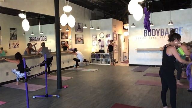 MUFFIN TOP MELTER!!!! 20+ Minute LIVE BodyBarre™ Workout with Paige! смотреть онлайн