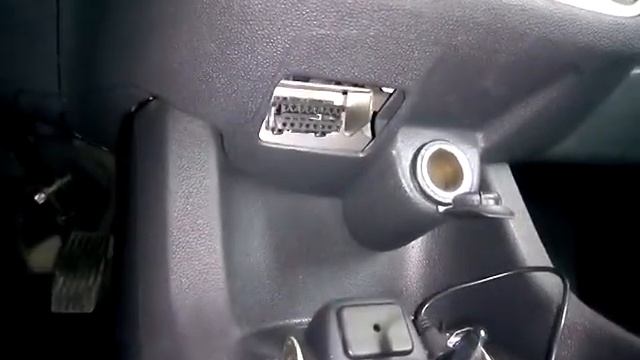 OBD port location on Opel Corsa D смотреть онлайн