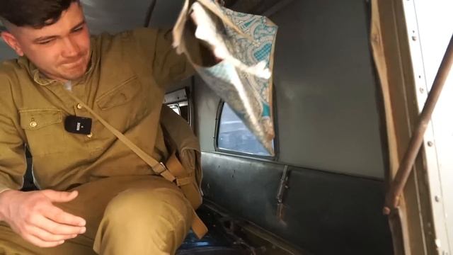 Открыли багажник ГАЗа, который мы купили на аукционе и нашли в лесу! А там... смотреть онлайн