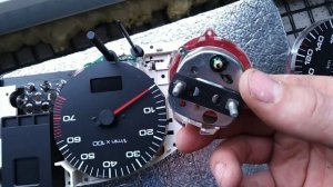 Audi 80 Ремонт  приборной панели, не показывает температуру