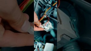 Как подключить провода с сливному насосу ? Имеет ли значение куда какой подключать ?