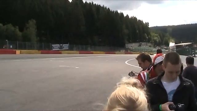 F1 Ferrari V12 pure loud engine sounds!! смотреть онлайн