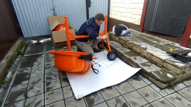 МЕШАЛЫЧ С180.Как собрать бетономешалку по инструкции.Обзор. смотреть онлайн