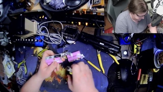 Laptop Battery Tear Down 3 Speed Run смотреть онлайн
