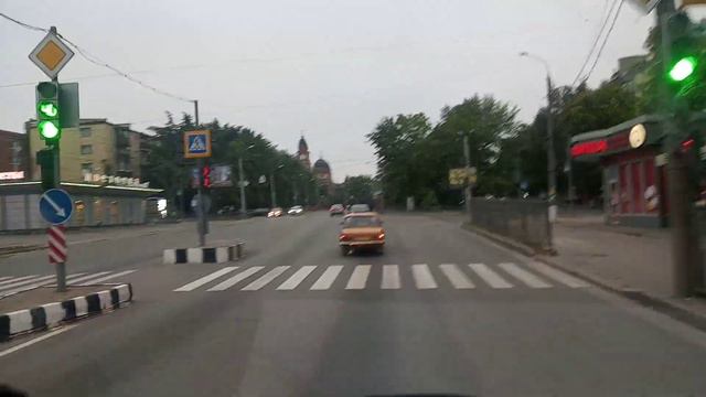 Город герой Харьков. Утренние покатушки. Проехал на красный смотреть онлайн