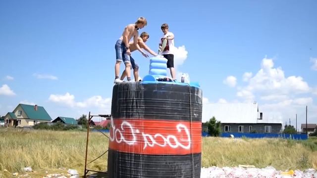 МАМИКС ПОТРАТИЛ 400000 РУБЛЕЙ НА 10000 ЛИТРОВ КОКА КОЛЫ смотреть онлайн