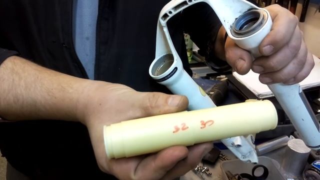 Демонтаж пыльника из вилки rock shox смотреть онлайн