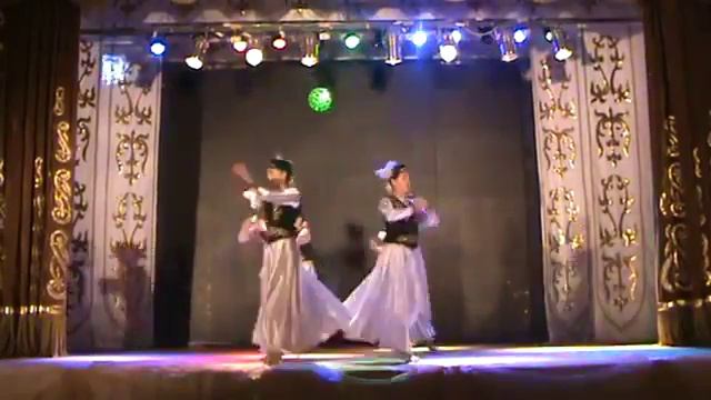 Казахский танец "Бiлезiк" смотреть онлайн