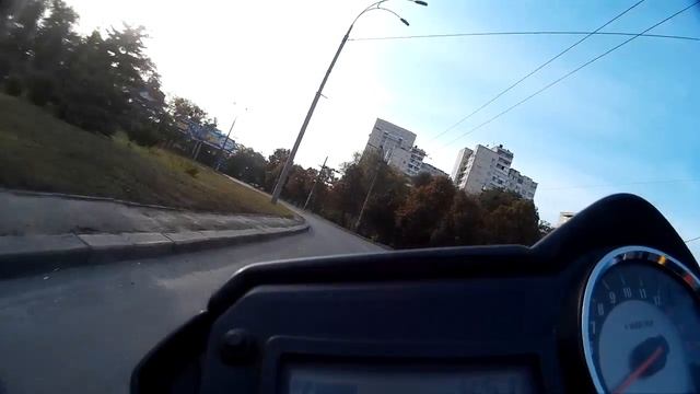 Тест колхозного крепления камеры на руль смотреть онлайн
