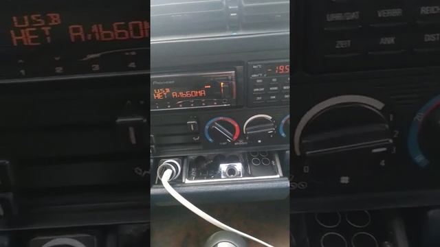 Установка датчика наружной температуры BMW E34 смотреть онлайн