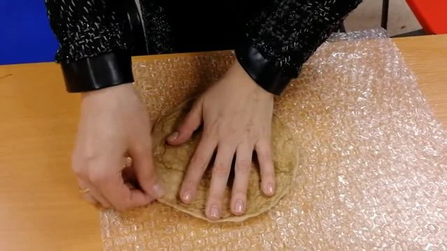 Не поваляешь - не поешь! Валяем блины из шерсти. 16.02.2018 смотреть онлайн