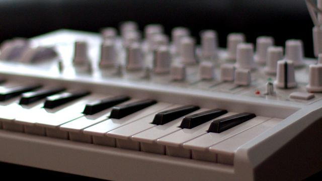 Arturia Microbrute // Session 4 - Audio Only смотреть онлайн