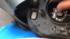 How To Replace Headlamps High Beam Low Beam Volvo XC90 2003-2014 03-14 Headlights