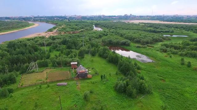 Вокруг леса вдоль реки смотреть онлайн