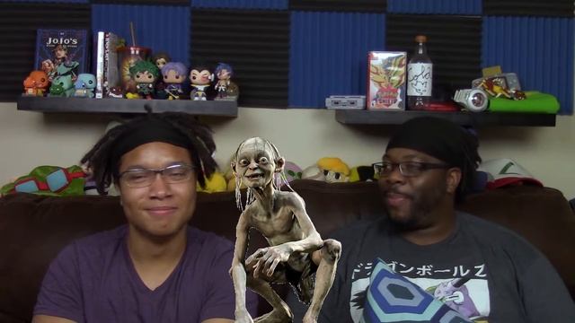 My DAD'S into GORE!? My Dad's reaction to Attack on Titan! - Make Me A Fan Review! [REUPLOAD] смотреть онлайн